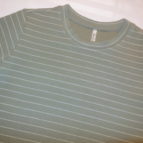 Jersey Top short sleeve t-shirt striped tee polyester NEW - Picture 2 of 6